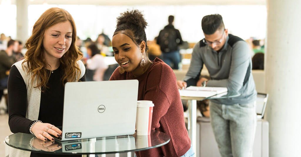 Choosing the Right Program It’s easier than you think Future Students