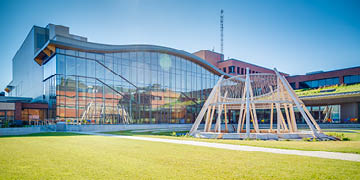 Photo of the Ishkodewan Courtyard at the Ottawa Campus