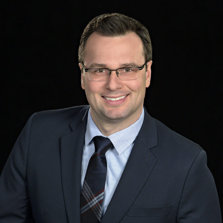 Algonquin College Advancement VP Named ‘Professional of the Year’ News