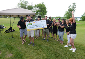 Observer picture of Jason Blaine charity Cheque-2016