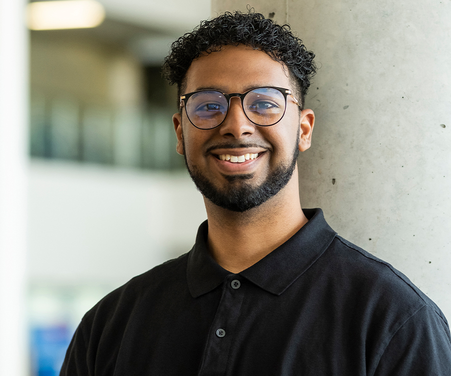 portrait of Mathieu on campus